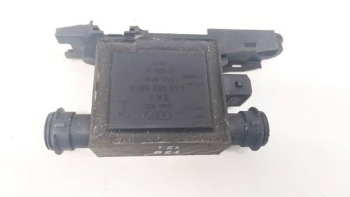 4A0959981A D104A Türsteuerrelais (TÜRSTEUERGERÄT MODUL ECU UK2731923-20