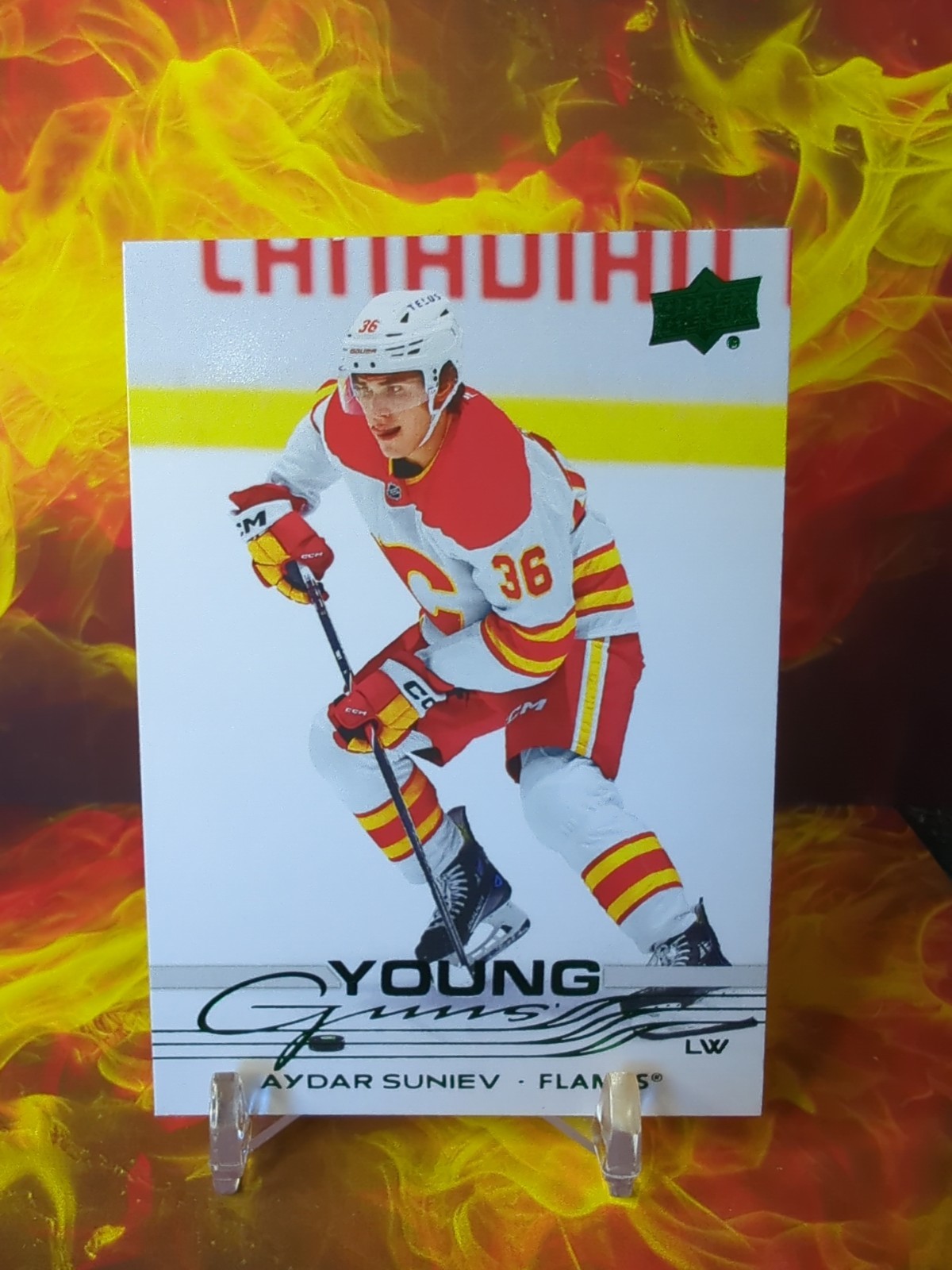 2025-26 Upper Deck Series 2 Young Guns Holiday Aydar Suniev 478 Calgary Flames 