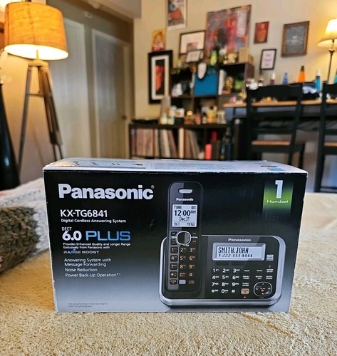 Panasonic KX-TG6841 Digitales Schnurloses Telefon Anrufbeantworter Neu Versiegelt