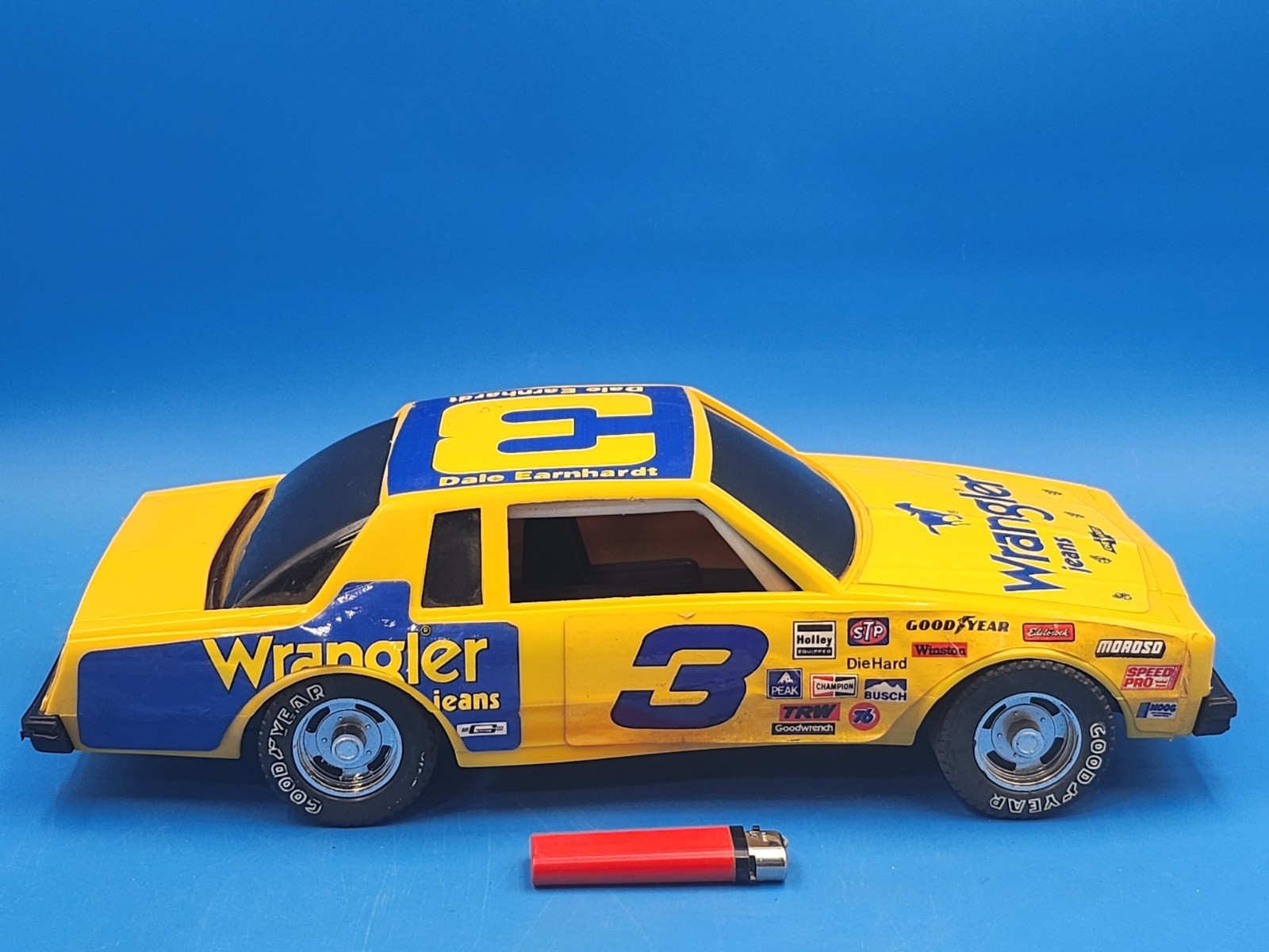 NASCAR F012 1986 American Plastic 16" Car Dale Earnhardt Wrangler #3 1:12