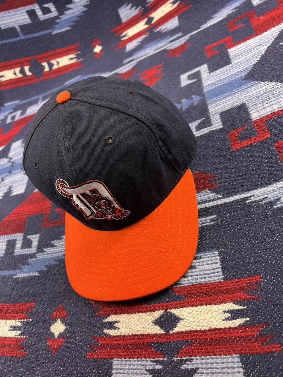 Vintage 90s New Era Detroit Tigers Pro Model Wool Snapback Hat USA Made M/L