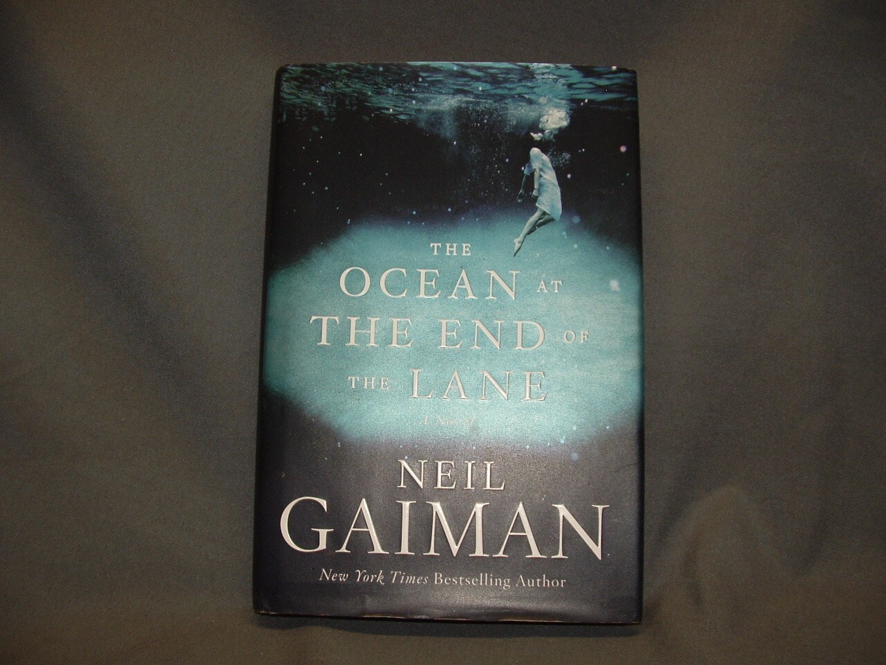 The Ocean at the End of the Lane by Gaiman, Neil - 1st Edition, Hardcover