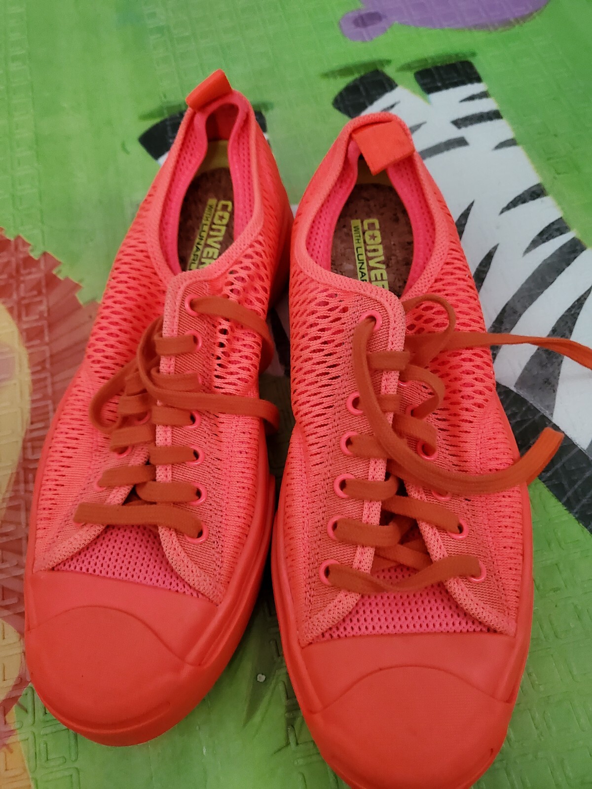 Converse Sample - image 2