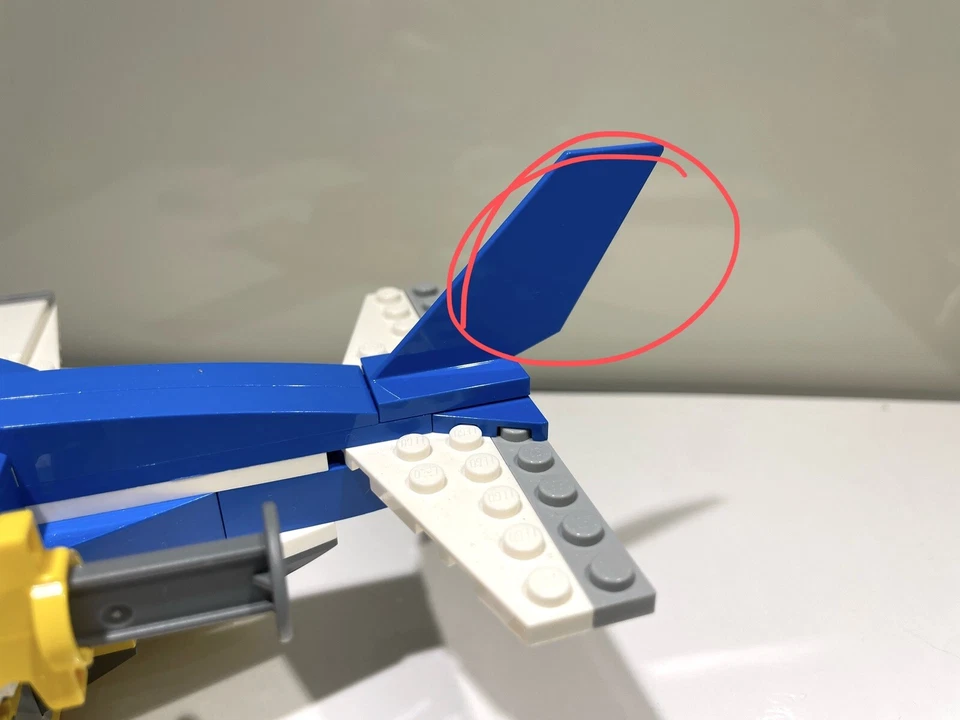 LEGO CITY - Police - Mountain River Heist - 60175 - 99% - 4 Minifigs - Retired - Image 4 of 4