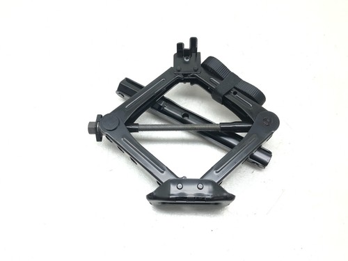 2017-2020 LINCOLN CONTINENTAL REAR EMERGENCY SPARE TIRE JACK LIFT OEM - Picture 5 of 8