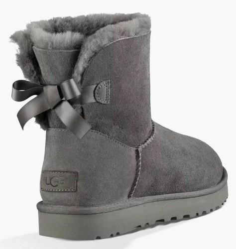 ORIGINALI UGG NEW MINI BAILEY BOW II FIOCCO GRIGIO GREY CAMOSCI WATER  RESISTANT | eBay