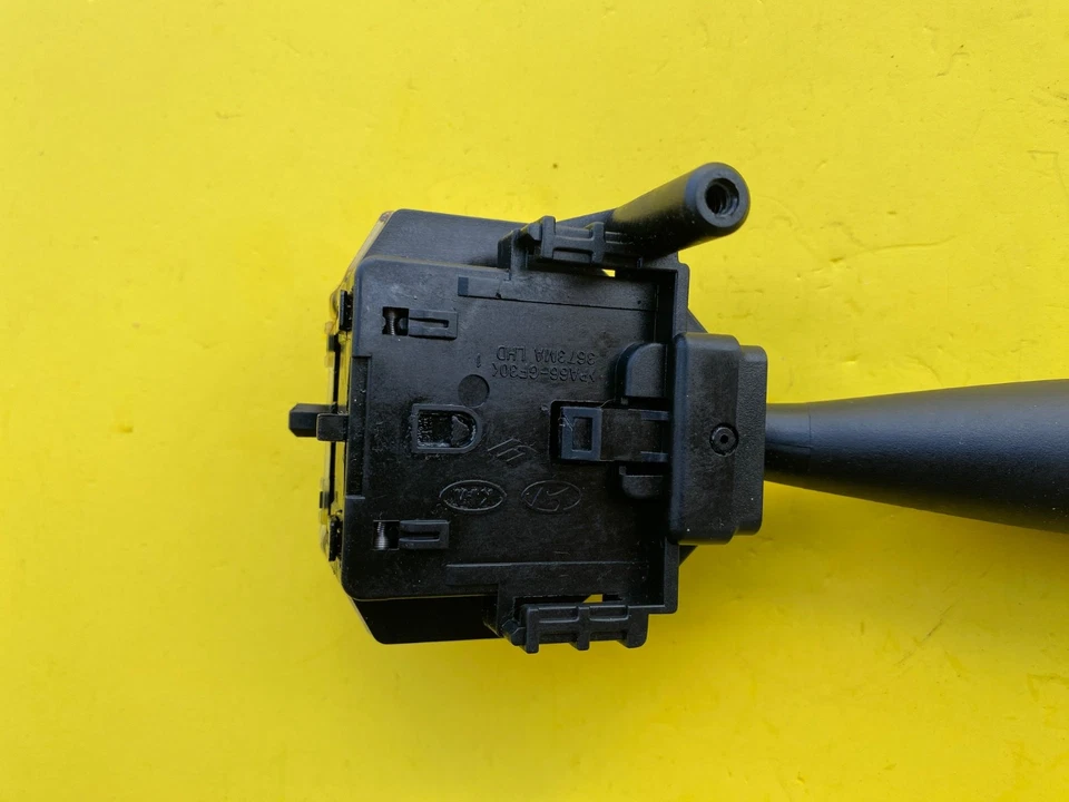 Interruptor de control de señal de giro de faros antiniebla Hyundai Elantra 2007-10 OEM 93410-2H100 Foto 3 de 4