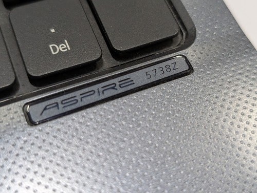 Acer Aspire 5738z - Not Tested, No RAM/HDD, Signs of Use - Picture 14 of 18