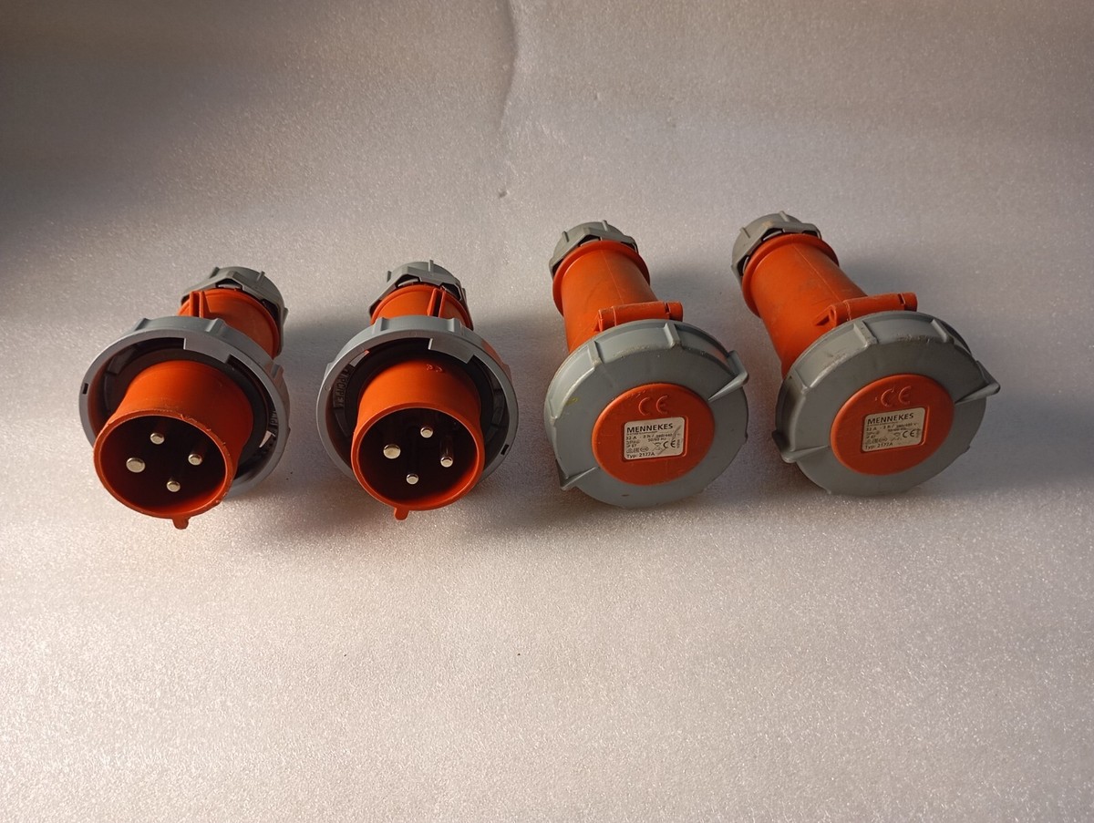 MENNEKES Type 2175B /2177A 32A 3P PLUG CONNECTOR (LOT OF 2SETS