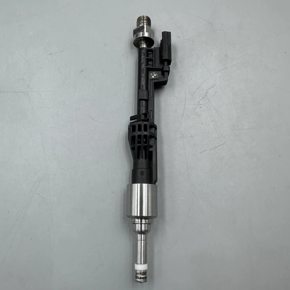 8X Genuine Bosch Fuel Injectors 0261500109 For BMW M5 M6 X5 X6 550i 13647597870 - Image 3 of 4