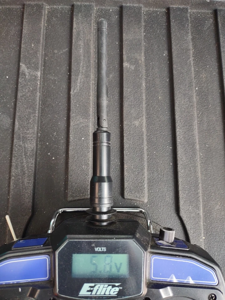 TRANSMISOR REMOTO PROPORCIONAL 5 CANALES E-FLITE LP5DSM ESPECTRO DE 2,4 GH Foto 4 de 4