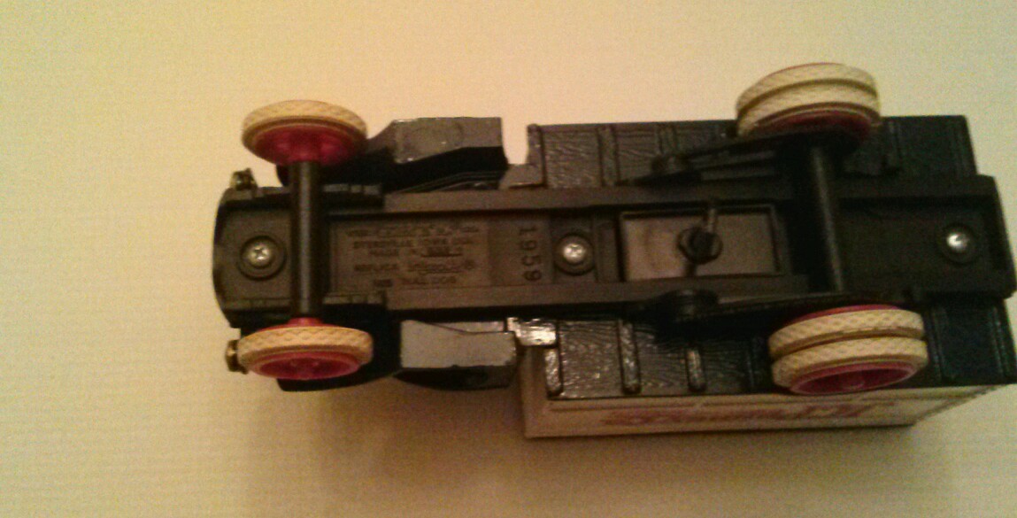 Picture 2 of 4