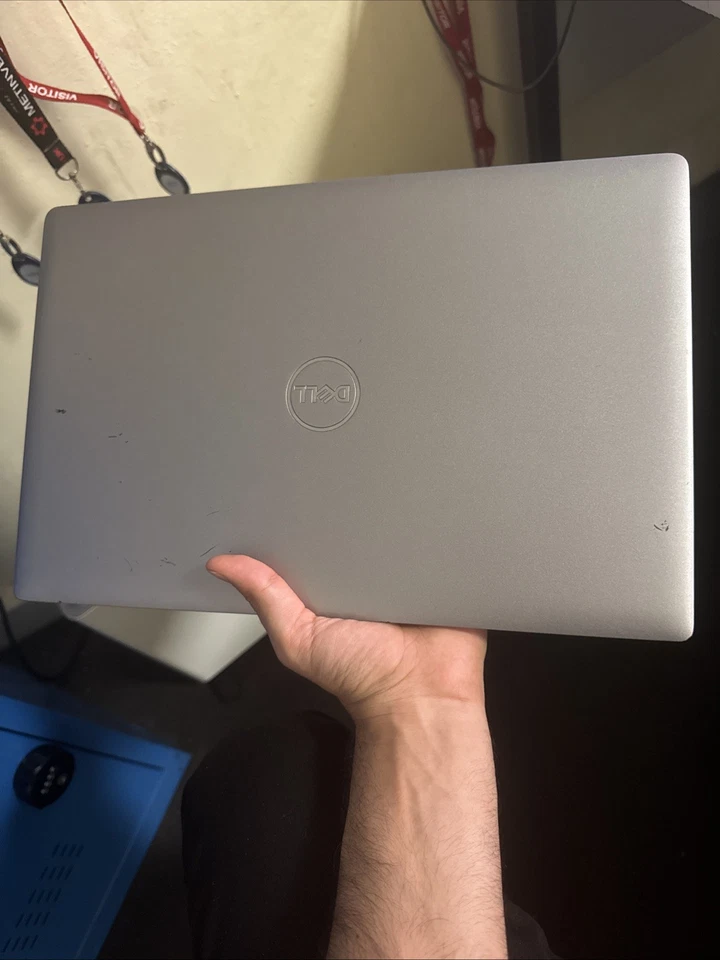 Dell Latitude 5520 · i5-1145G7 · 16GB · 1TB, photo 3 of 5