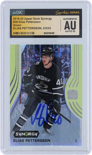 Elias Pettersson Canucks Signed '19-20 Upper Deck Synergy Green #38 CGC 10 Card