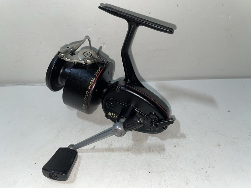 Vintage Mitchell 300 High Speed Spinning Reel Made In Taiwan