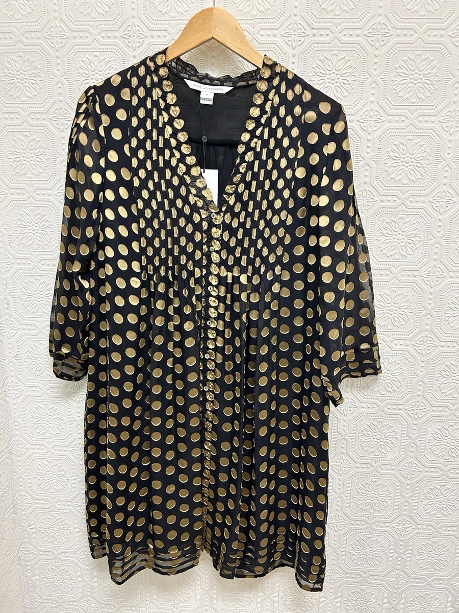 slim fit dress slacks The Golden Goddess 00 / 2 Week Rental main image 0
