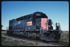 Original Slide - UN Union Pacific 8850 SD40T-2 SP Patch Houston TX 12-16-03 b 