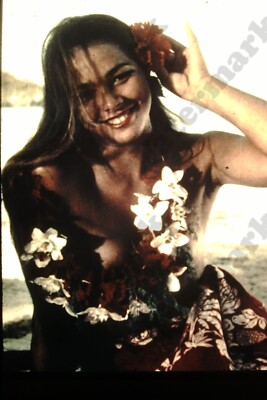 busty woman pinup pose candid original  35mm Slide V8n16