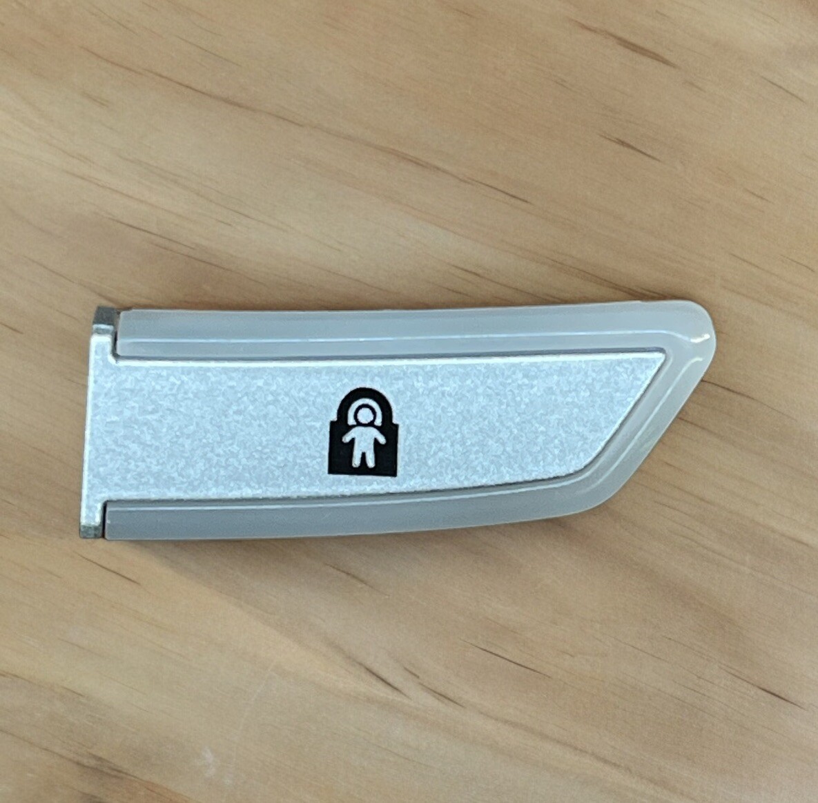 2010-2015 GMC Terrain Chevy Equinox Radio Control Panel Child Lock