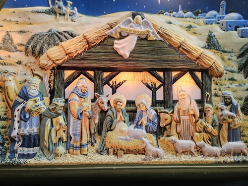 1955 NOMA Lighted Blow Mold Nativity Christmas Display MCM Vinylite 30 X 24 - Picture 4 of 6