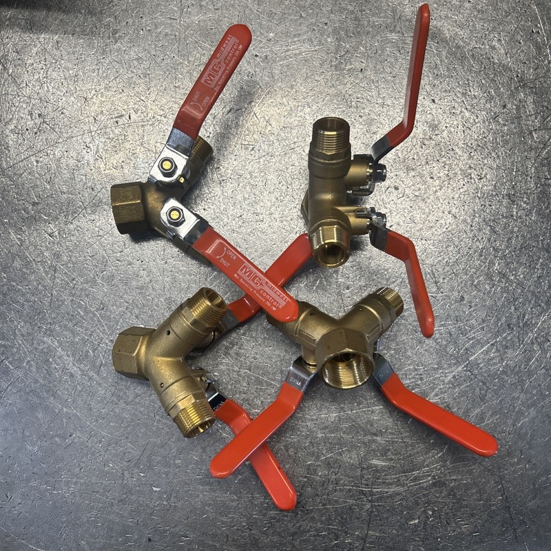 QUANTITY 4 of  1" X 3/4" Fnpt X Mnpt X Mnpt Brass Ball Valve 3-Way, G-Mtad-7510