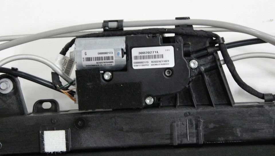 ✅ 2014-2023 CHRYSLER 300 SEDAN UPPER ROOF SUNROOF MOONROOF GLASS & MOTOR OEM - Image 3 of 4