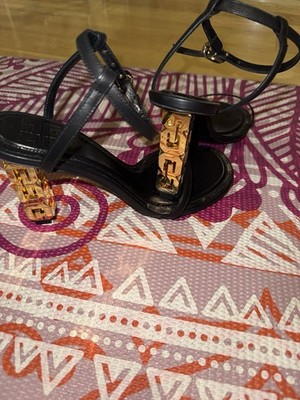 Givenchy women black  sandals shoes G Cube size 7