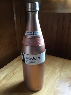 Aladdin Fresco Twist and go vacuum bottle 20 oz. Champagne Pink