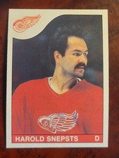 1985 O-Pee-Chee OPC Harold Snepsts #232 Detroit Red Wings