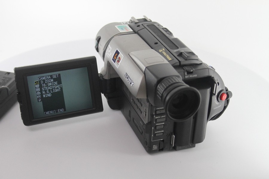 ダビング用に！ SONY ハンディカム　CCD-TRV85 動作品　ビデオカメラ Sony Handycam CCD-TRV85 Mini DV Camcorder for sale online | eBay