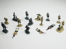 Micro Machines Military Troops Soldiers Figures Tan Dark Gray Camo - Lot of 15