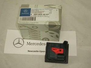 Mercedes Benz W176 A Klasse W246 B Klasse Tankklappe Original Motor A0038203297 Ebay Mercedes Benz W176 A Klasse W246 B Klasse Tankklappe Original Motor A0038203297 Ebay