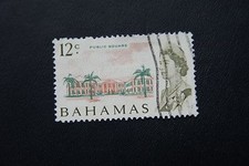 Bahamas, Queen mit Gebäude (gestempelt)