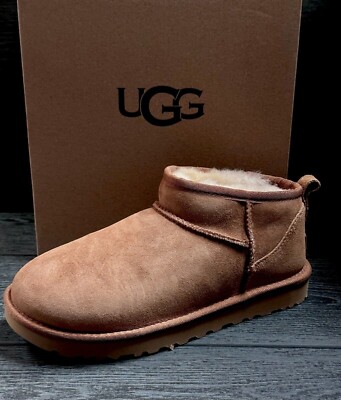 UGG CLASSIC ULTRA MINI II Women's Sz 6 Boots 1116109