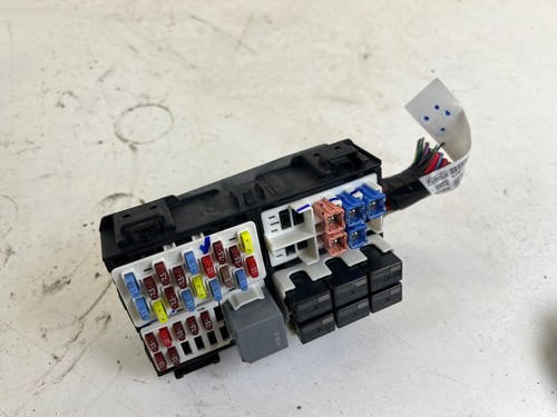 Ford Fiesta ST Fuse Box WT MK6 14-19 OEM H2BT-14005-CGA - Picture 2 of 6