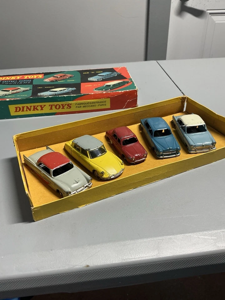 Dinky Toys Coffret Cadeau Tourisme No. 24-58 Foto 4 de 4