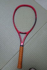 YONEX VCORE 100 tennis racket