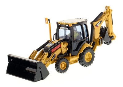 DIECAST MASTERS - CATERPILLAR 420E Baggerlader mit Fahrer - 1/50 - DCM85143