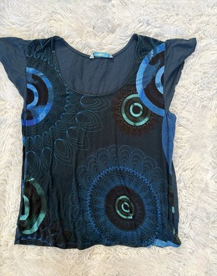 Desigual XL Soft, Great Lightweight Stretch Geometric Top. Comfortable, Pretty