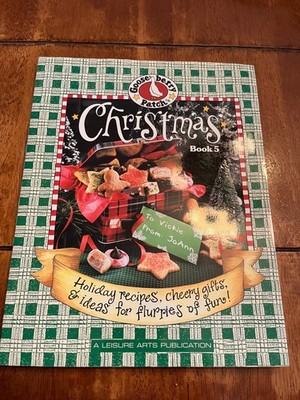 Gooseberry Patch Christmas Book 5: Holiday Recipes, Cheery Gifts, an - VERY GOOD
