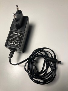 Netzteil, Adapter 12V 2,5A (CY30-120250) für Vodafone - O2 Router, top Zustand