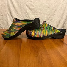 Sanita Danish Clogs Womens Size 39 Vegan Rainbow Tie Dye Slip On Shoes Boho