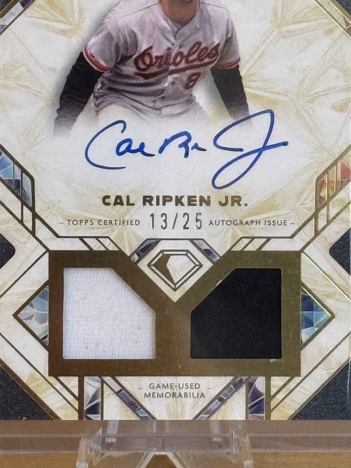 Cal Ripken Jr 2025 Topps Diamond Icons Duel Relic Auto #13/25 Foto 2 de 3
