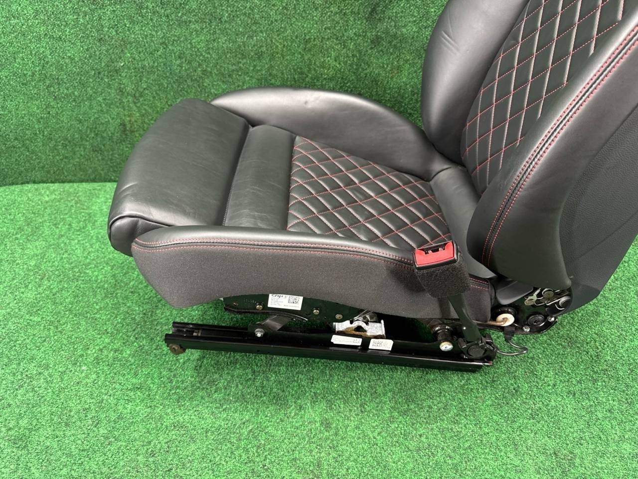 🛑 2017-2023 Audi R8 Spyder Front Right Seat Assembly Black Red Stitching OEM