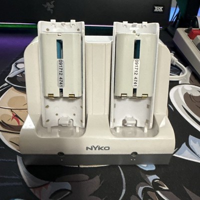 Nyko Technologies Charge Base and Batteries for Nintendo Wii