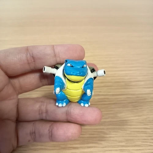 Vintage TOMY Pokemon BLASTOISE 1.5" Mini Figure CGTSJ Nintendo Toy Collectible