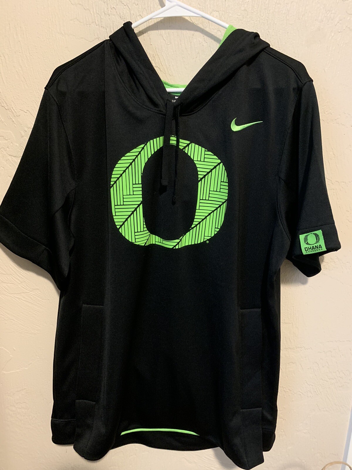 Men's Nike Black Oregon Ducks Ohana Disrupt Lei T-Shirt | islamiyyat.com