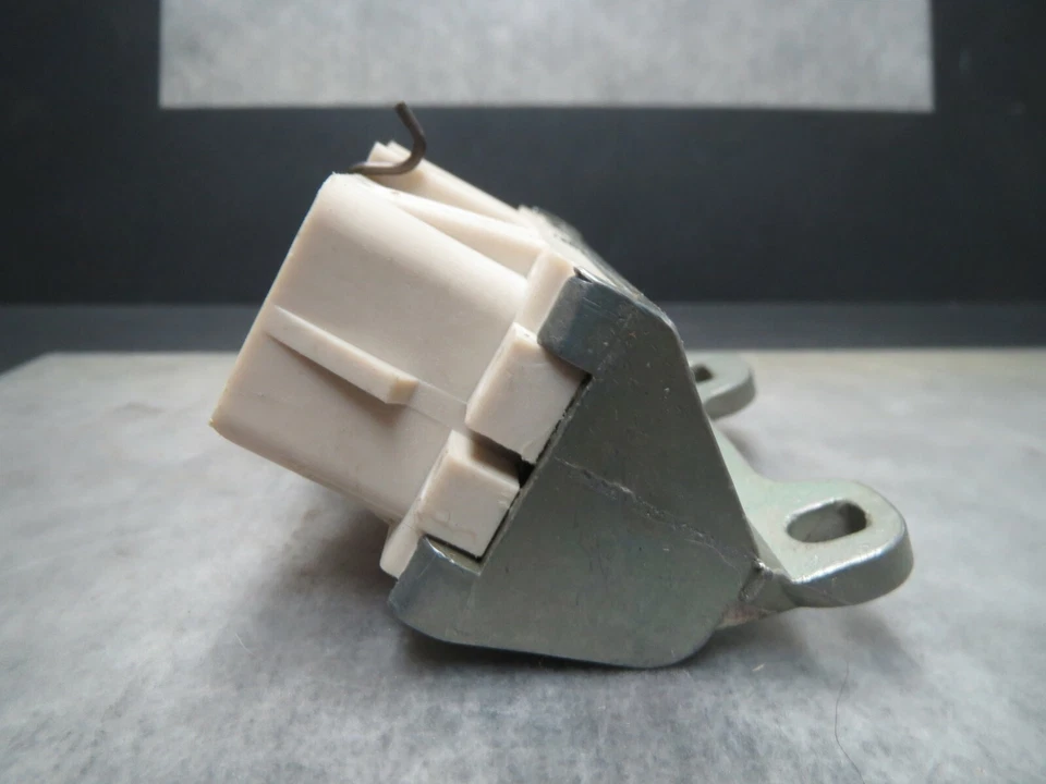 Interruptor de encendido para Ford Bronco Aerostar Tempo BWD CS96 - ¡Envío rápido! Foto 4 de 4