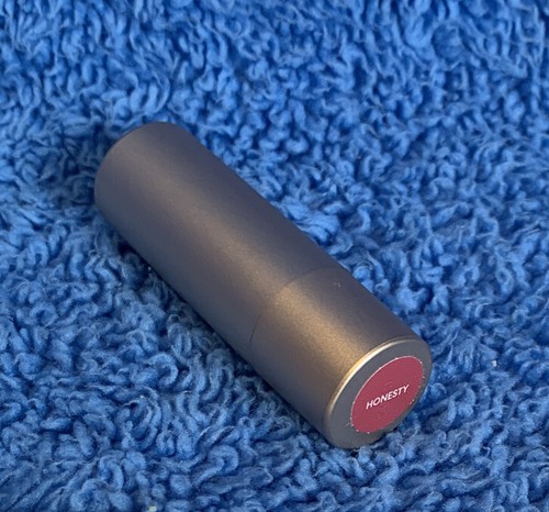 Bare Minerals Mineralist Hydra-Smoothing Lipstick - Honesty - Sample Size 1.8g - Picture 2 of 3