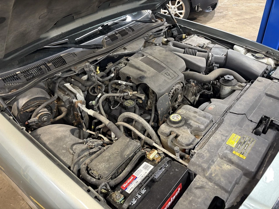 Engine Fuse Box GRAND MARQUIS 06 Foto 2 de 3